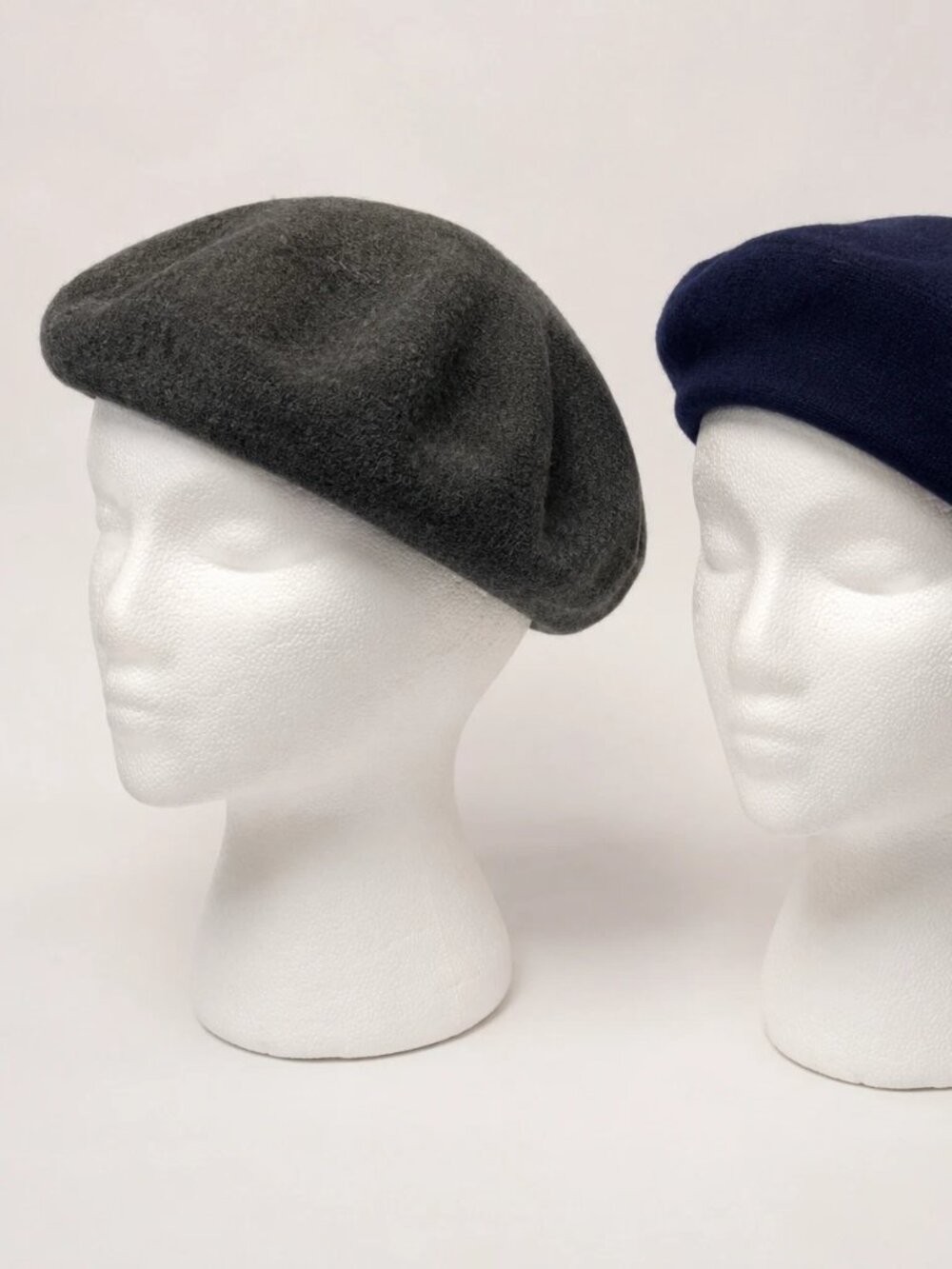 Premium Classic French Style Beret - 100% Acrylic - Lot of 2 Navy and Gray EUC